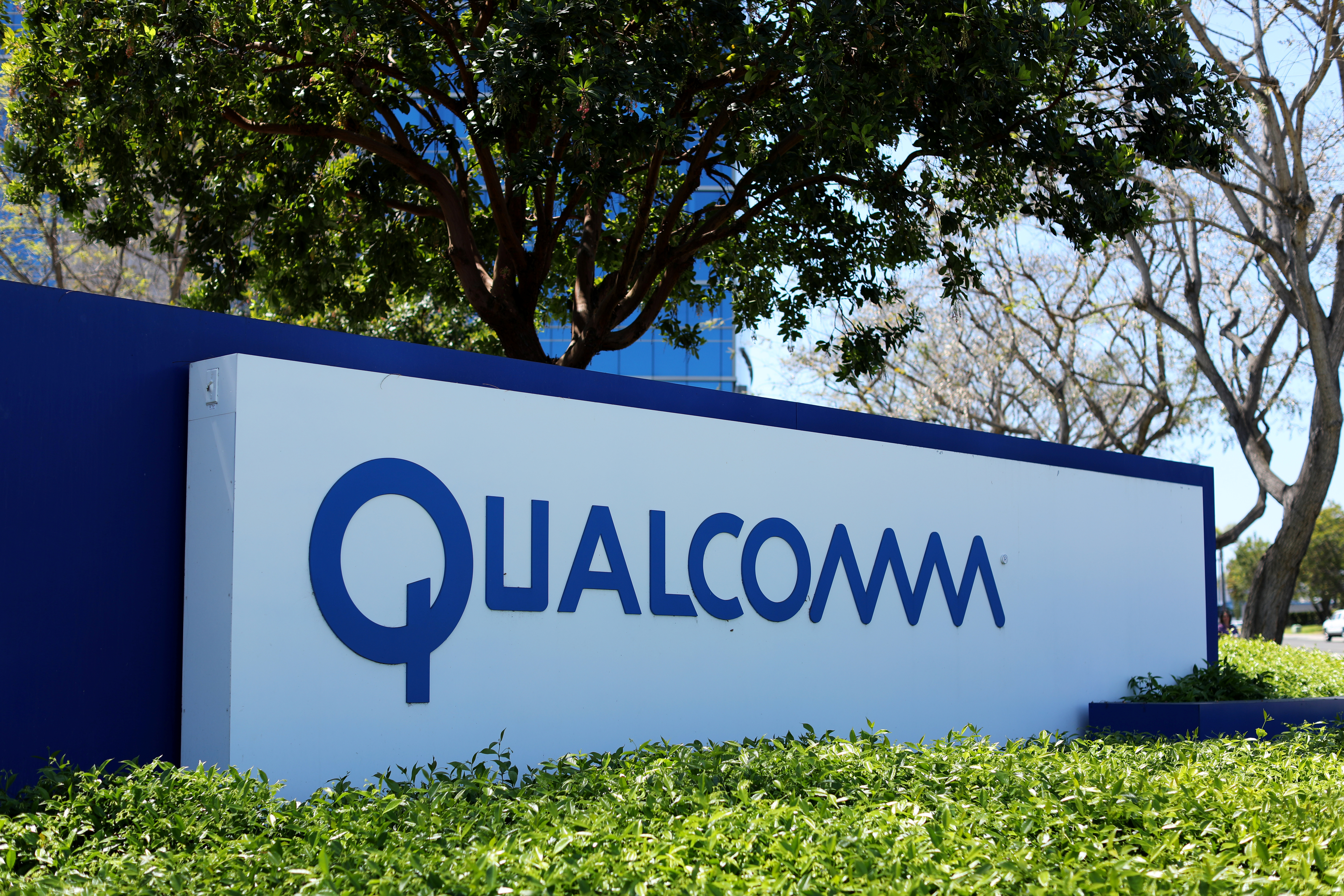 Chipping Away at Qualcomm | Fortune
