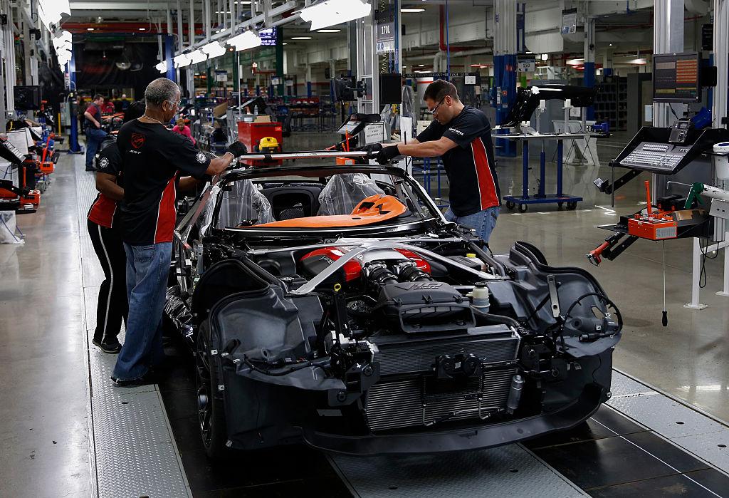 A 2015 Dodge Viper on the line at FCA US Conner Avenue Assembly plant in Detroit, Michigan, U.S., on Friday, May 8, 2015  Photographer: Jeff Kowalsky/Bloomberg *** Local Caption ***