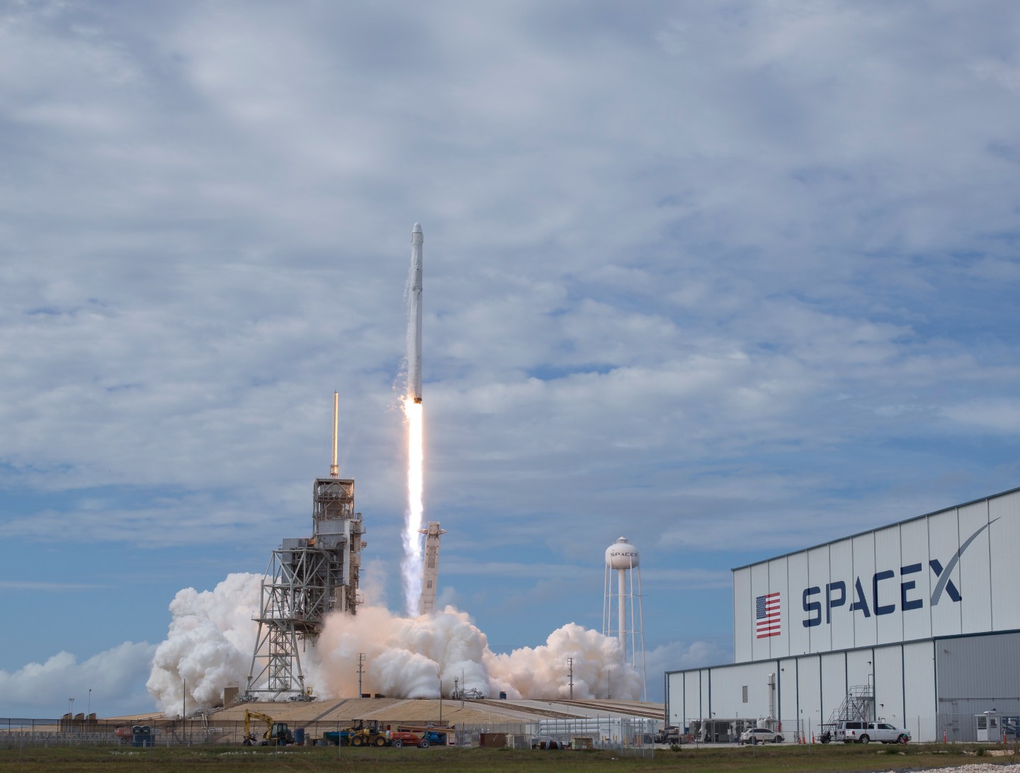 The SpaceX Falcon 9 rocket, with the Dragon spacecraft onboard, launches from pad 39A at NASA's Kennedy Space Center on June 3, 2017 in Cape Canaveral, Florida.