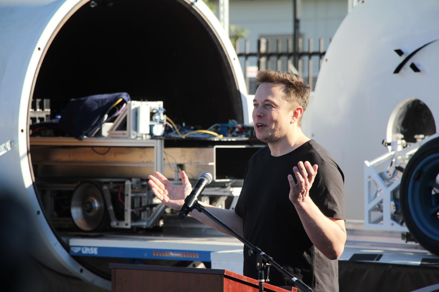 Elon Musk speaks at the Hyperloop pod competition in Waterloop, Ontario on January 29, 2017.
