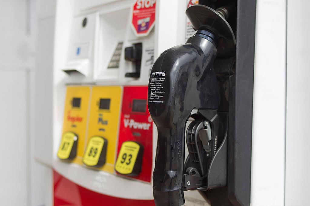 Consumer Confidence Falls On Surging Gasoline Prices