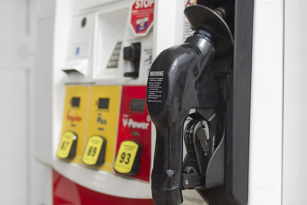 Consumer Confidence Falls On Surging Gasoline Prices
