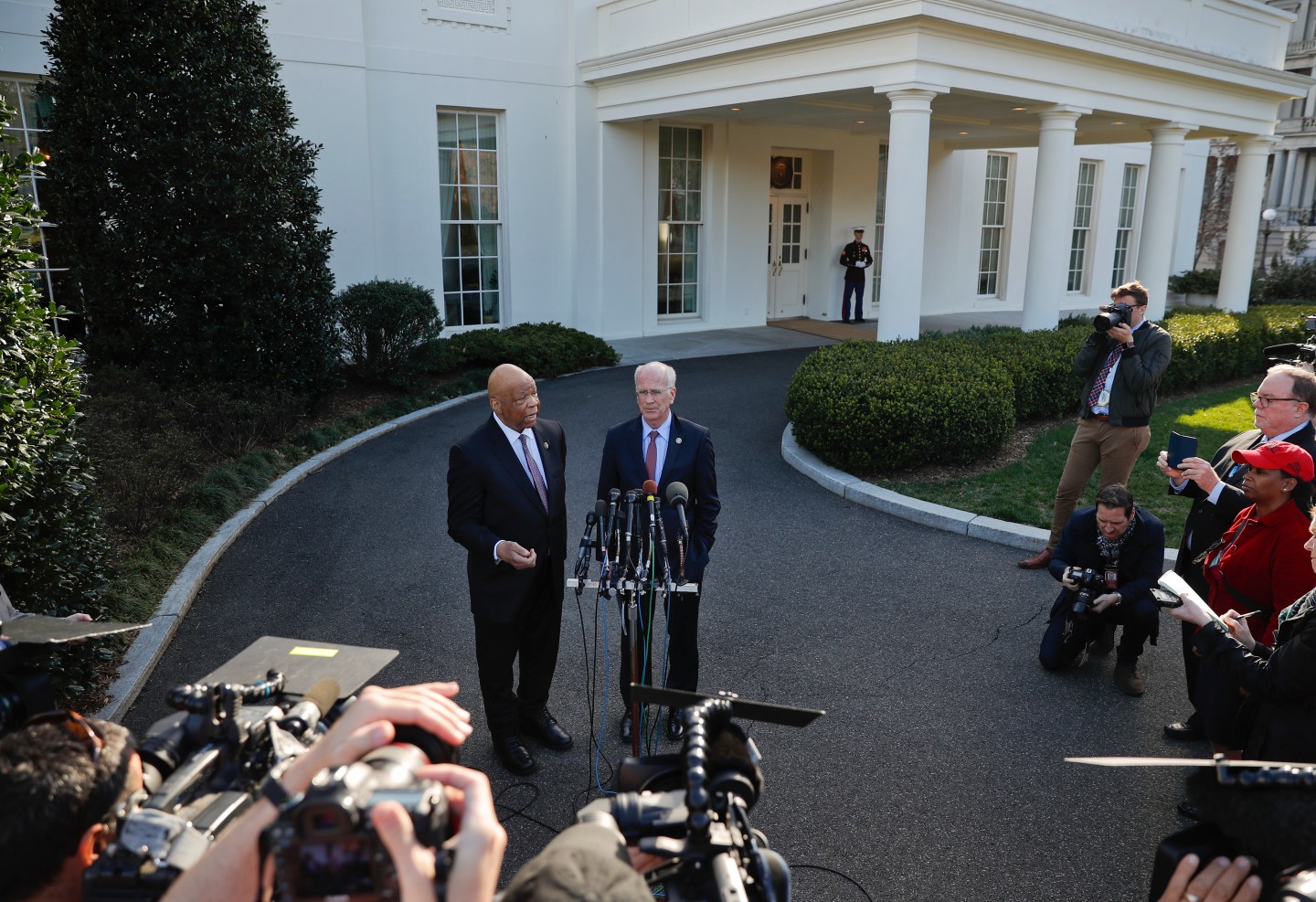 Elijah Cummings, Peter Welch
