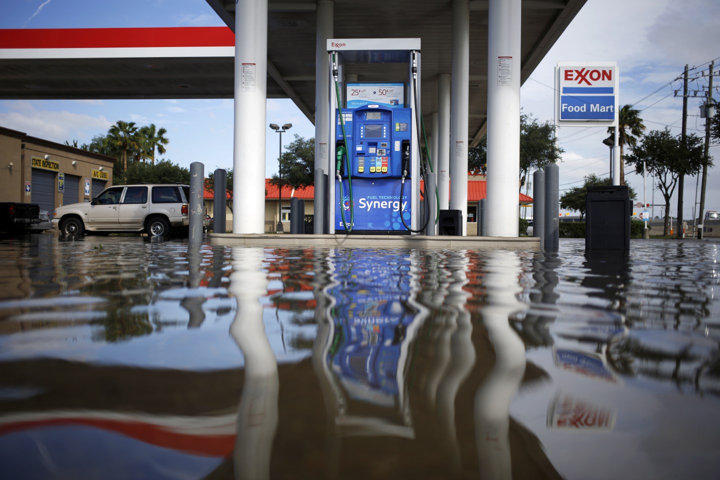 Harvey Costs Seen Rising To $42 Billion As Flooding Intensifies