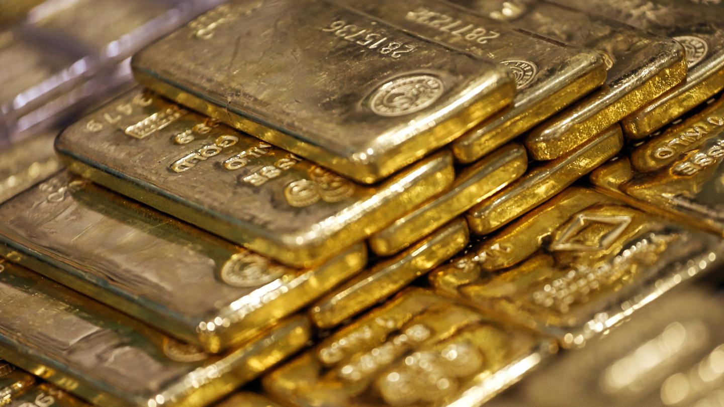 YLG Bullion International Co. Chief Executive Officer Pawan Nawawattanasub Interview And General Images Of Bullion