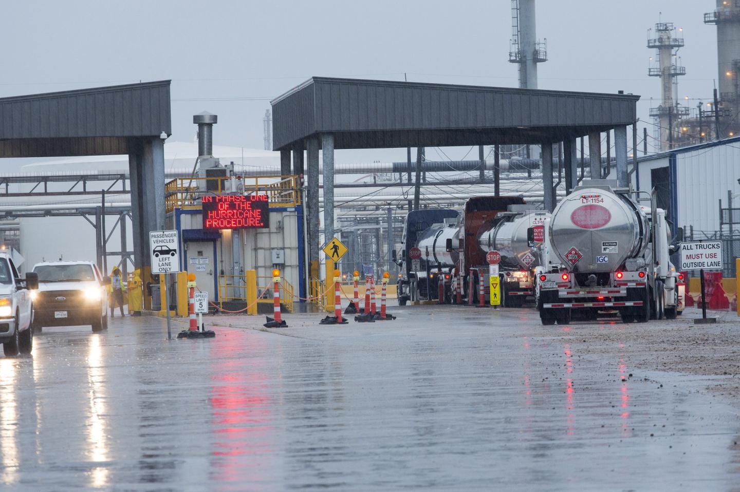Texas Residents Prepare As Hurricane Harvey Likely To Boost Gas Prices For U.S. Drivers