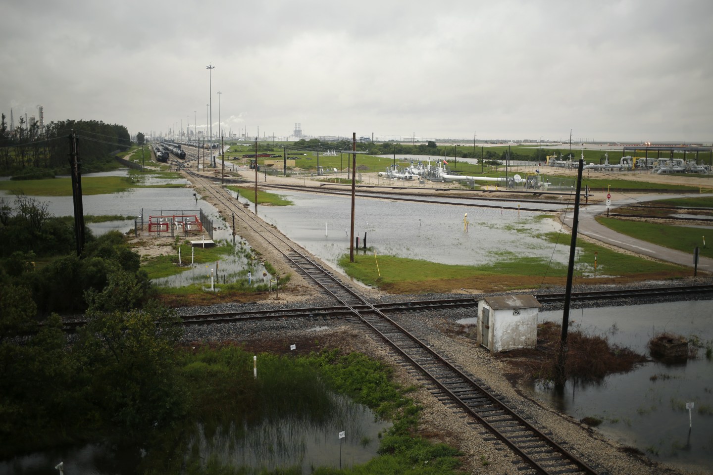 Harvey Costs Seen Rising To $42 Billion As Flooding Intensifies