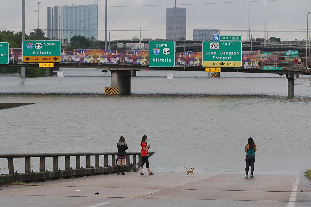TOPSHOT-US-WEATHER-STORM-HARVEY