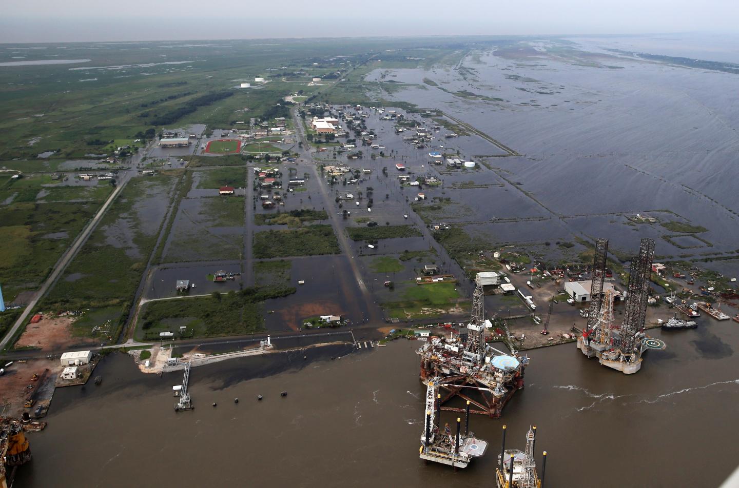 APTOPIX Harvey