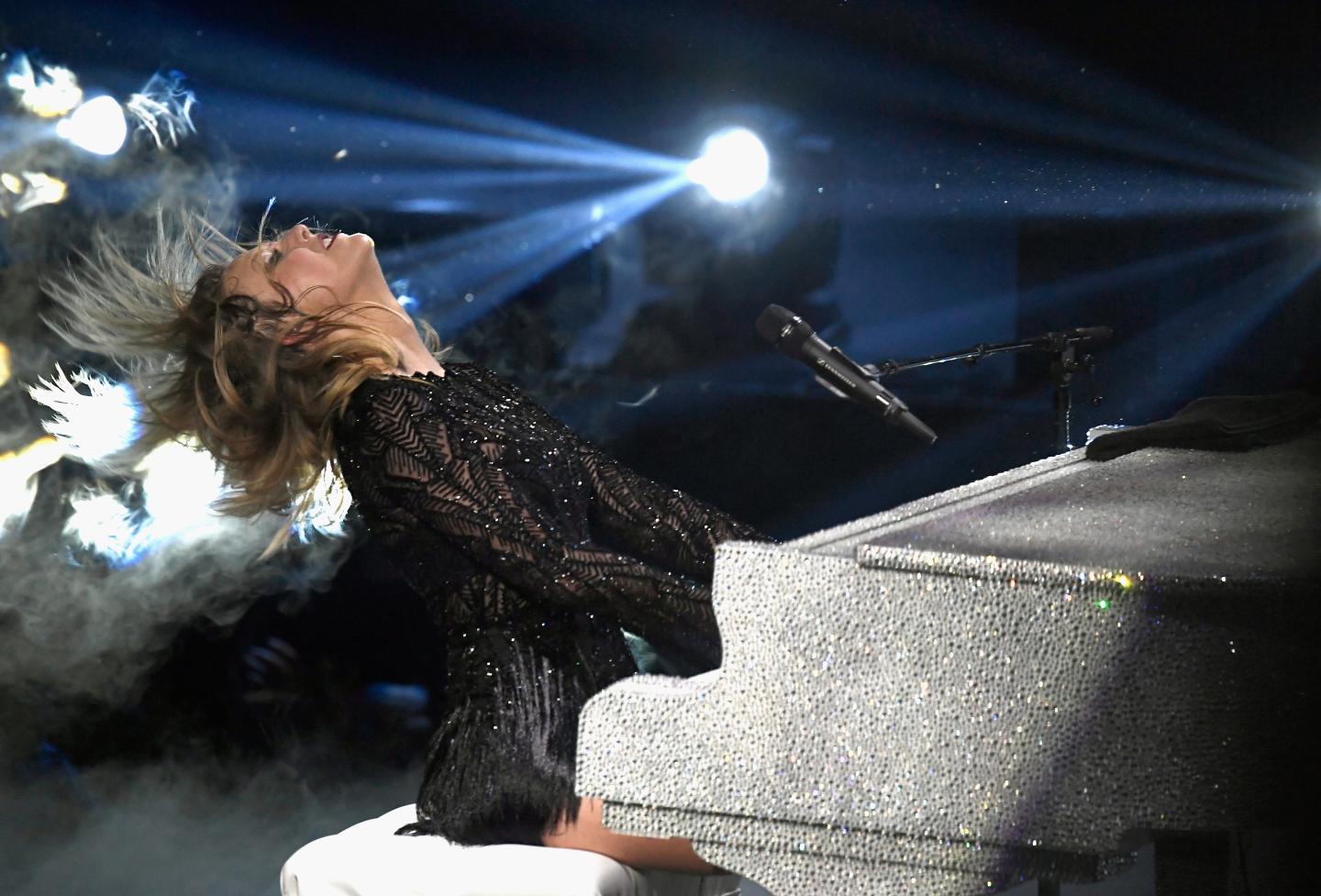 2017 DIRECTV NOW Super Saturday Night Concert In Houston - Taylor Swift Performance