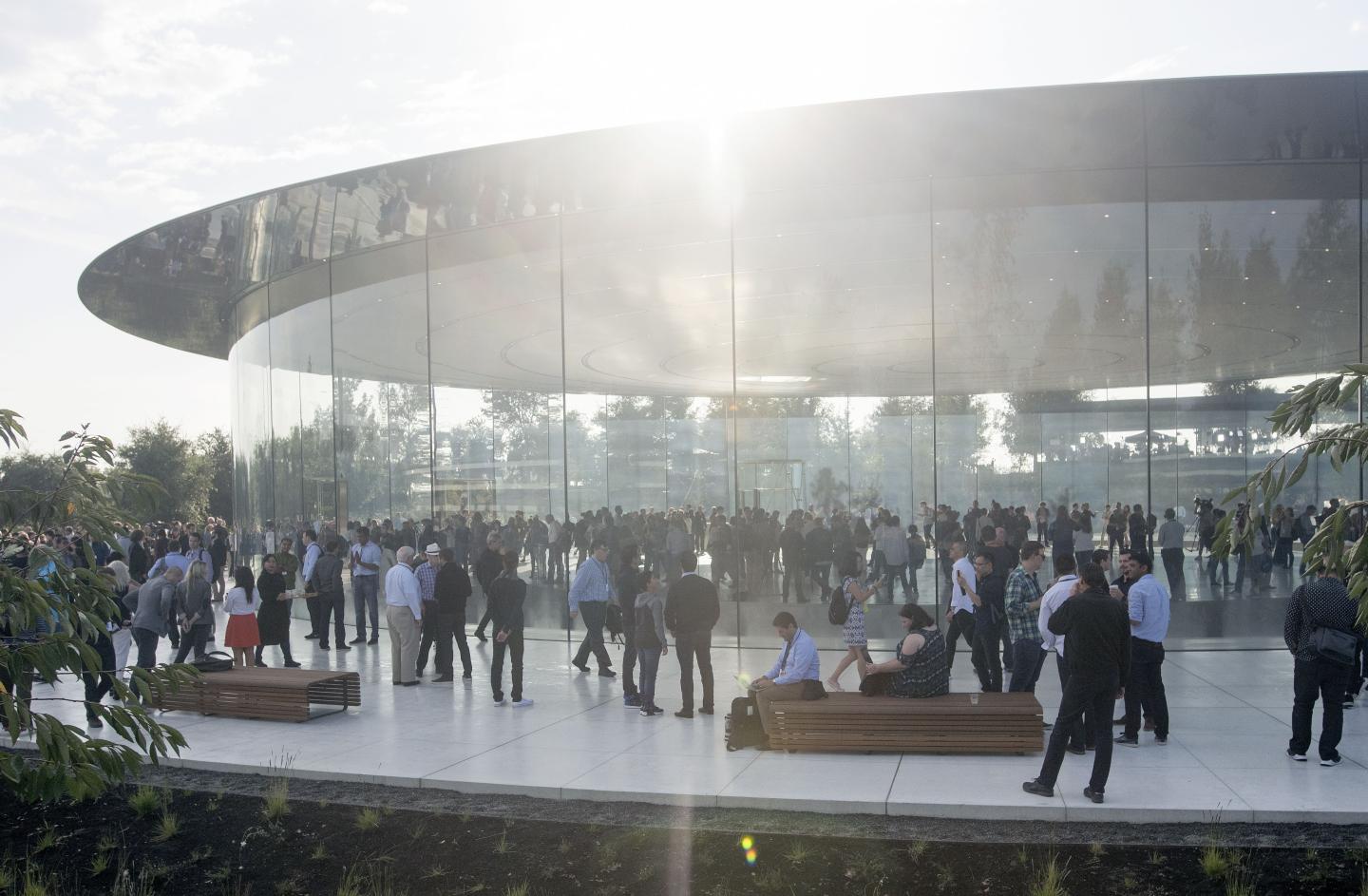 US-IT-LIFESTYLE-APPLE