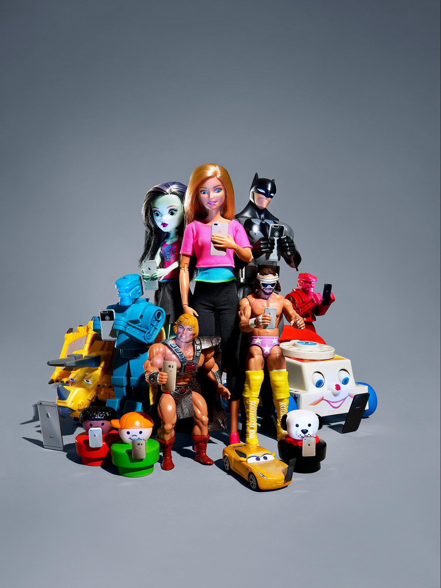 MAT.10.01.17.toysselfies