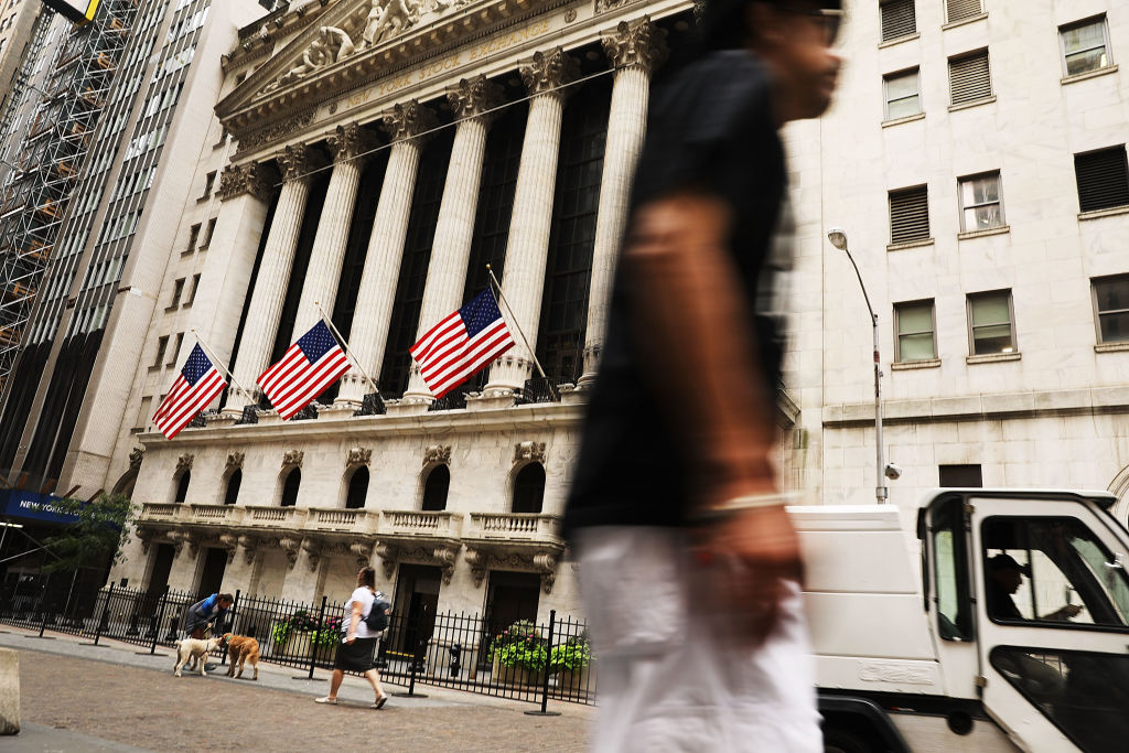 Dow Jones Industrials Average Continues Upward Streak