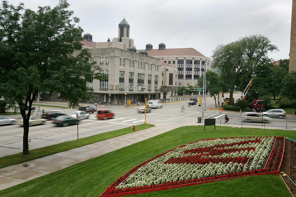 Grainger Hall which houses the University of Wisconsin Busin