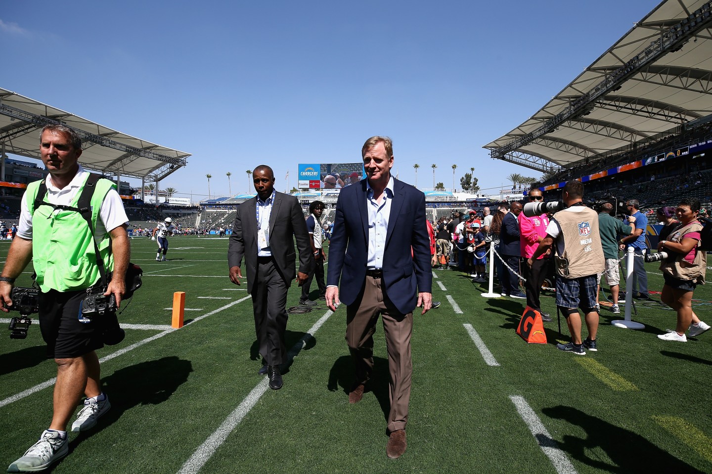 Philadelphia Eagles v Los Angeles Chargers