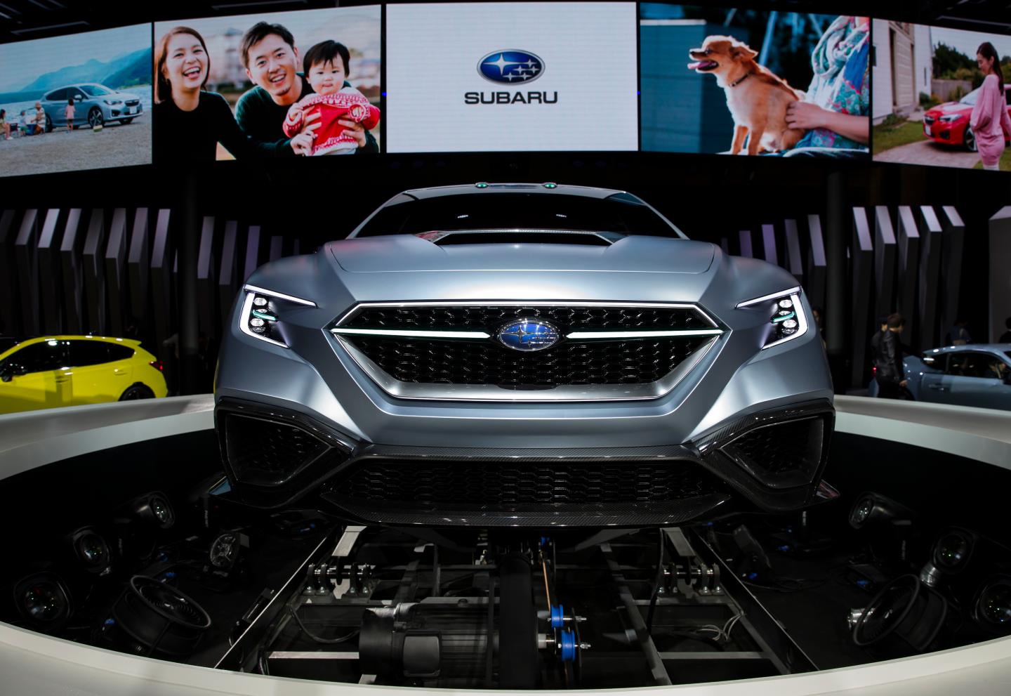 Tokyo Motor Show Begins
