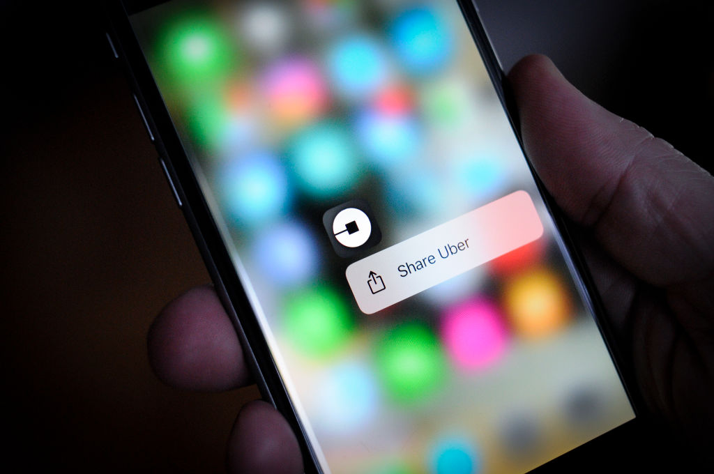 Social Media on Portable Devices