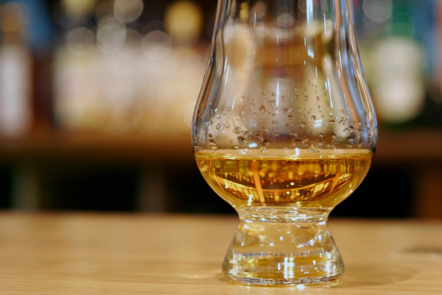 Whisky Glass Bar