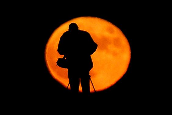 171130-Super Moon Around the World