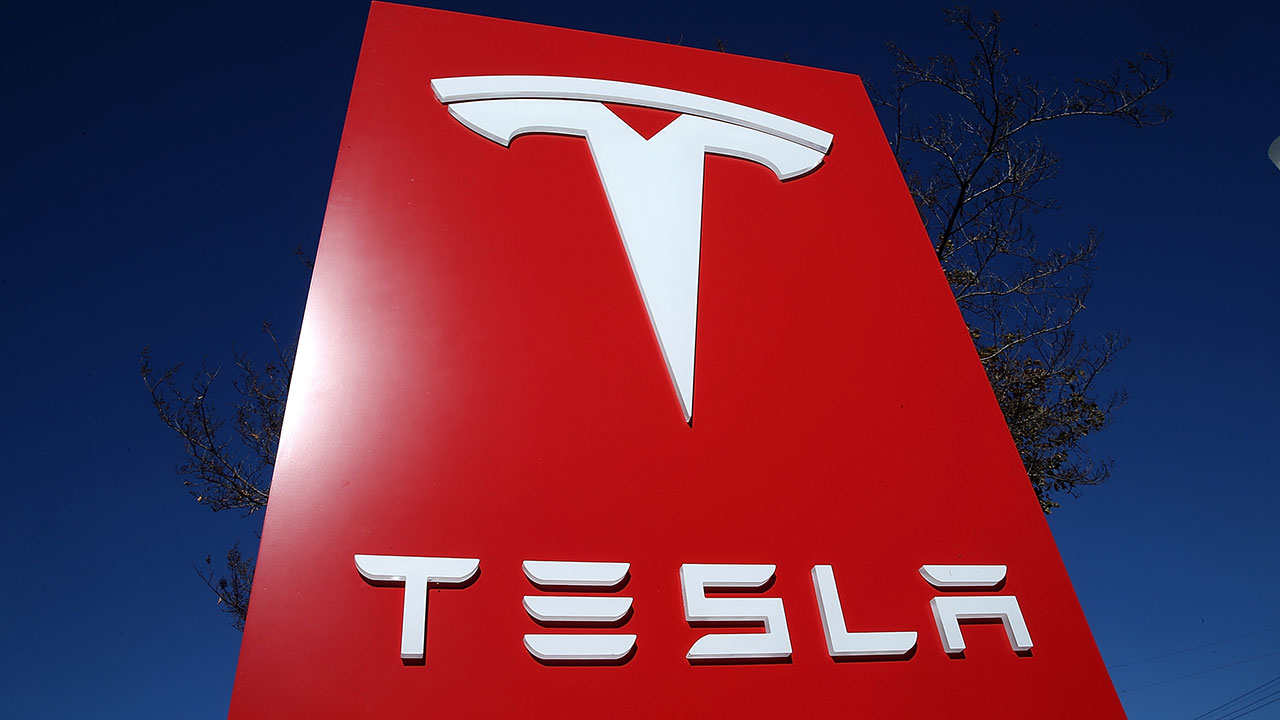 The Tesla Autopilot Crash Investigation: A Timeline