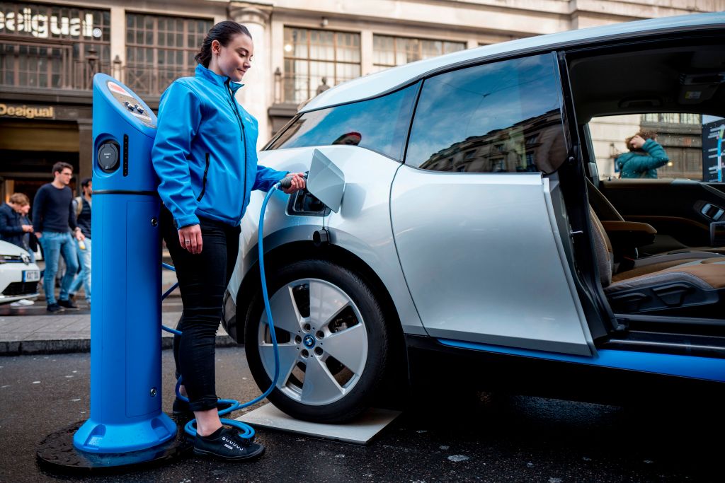 BRITAIN-WORLD-LIFESTYLE-AUTOMOBILE-ENVIRONMENT-TRANSPORT