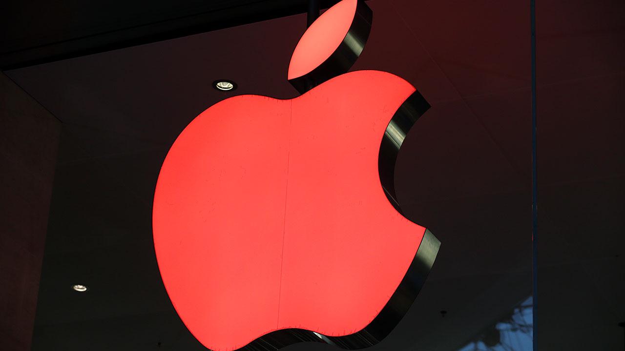 The Justice Department Is Investigating Apple for Slowing Down iPhones