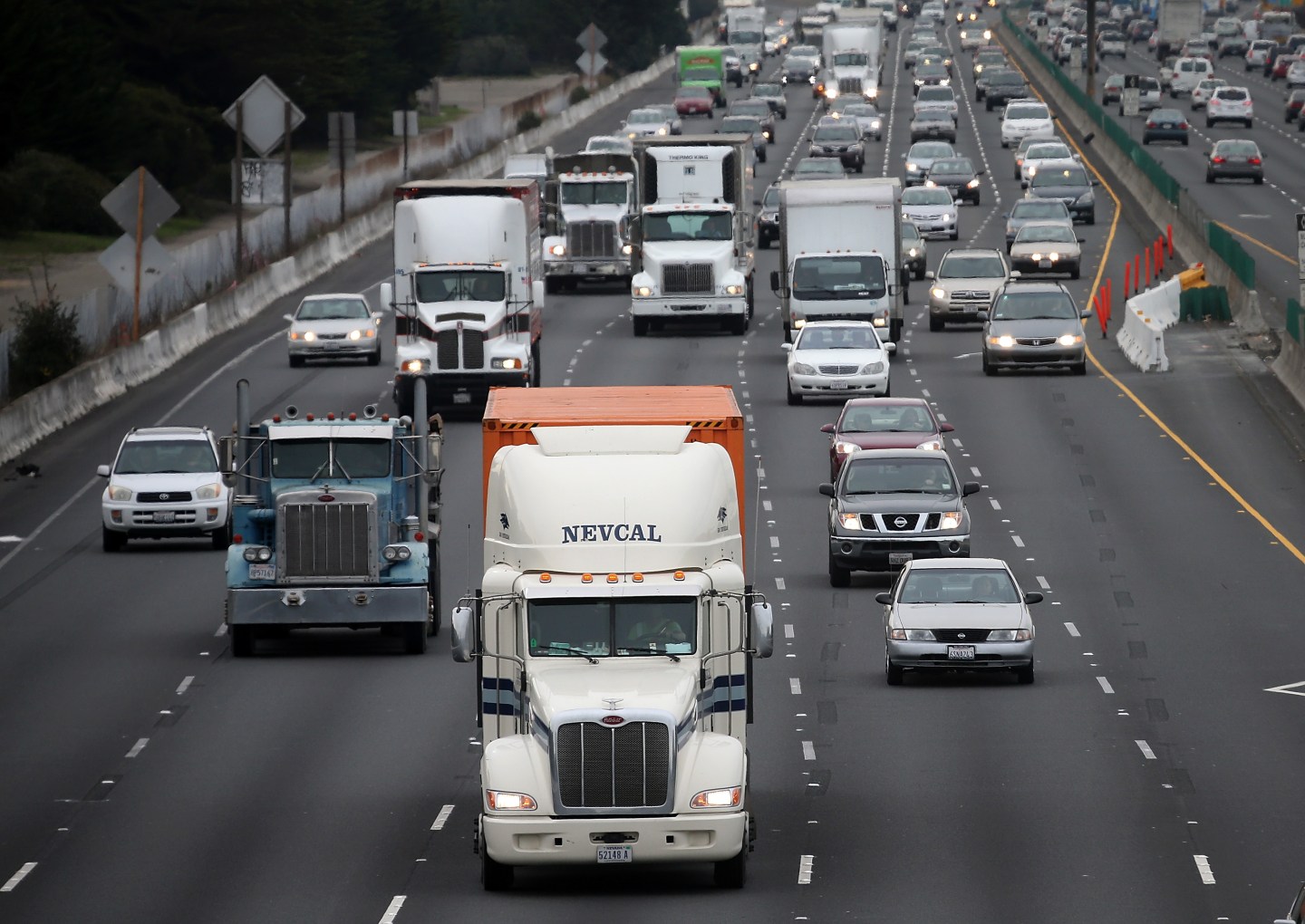 Tighter Fuel Efficiency Standards For Medium And Heavy-Duty Vehicles Announced By Obama