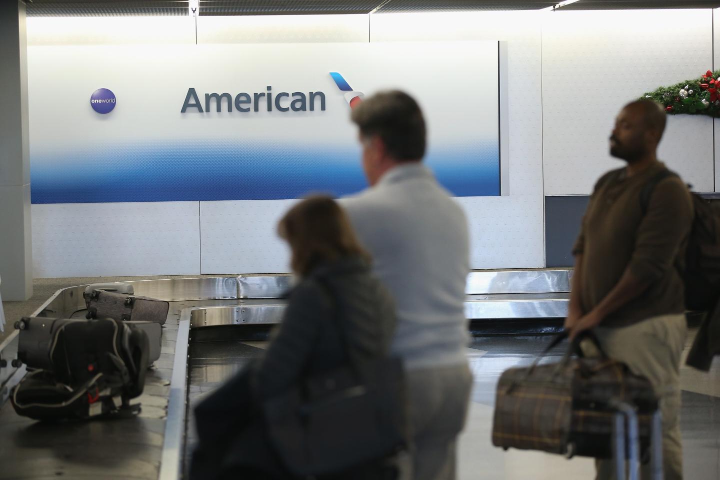 American Airlines Computer Glitch Leaves 15,000 Holiday Flights Without Pilots