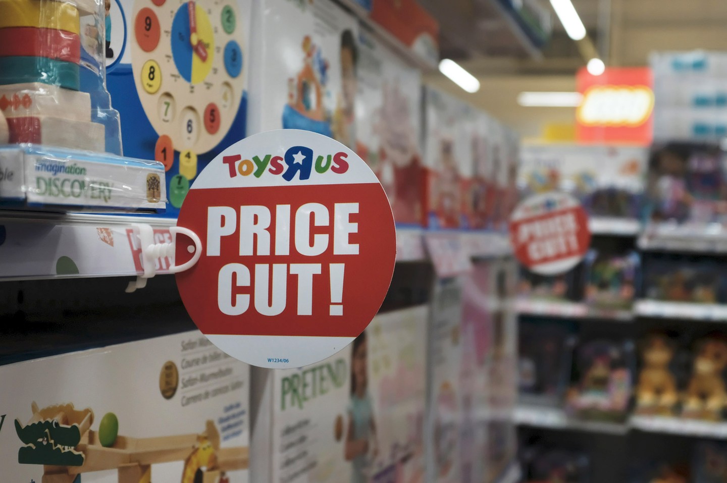 'Toys R Us' Store Faces Possible Bankruptcy