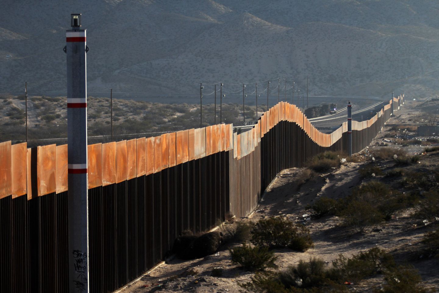 MEXICO-US-BORDER-WALL