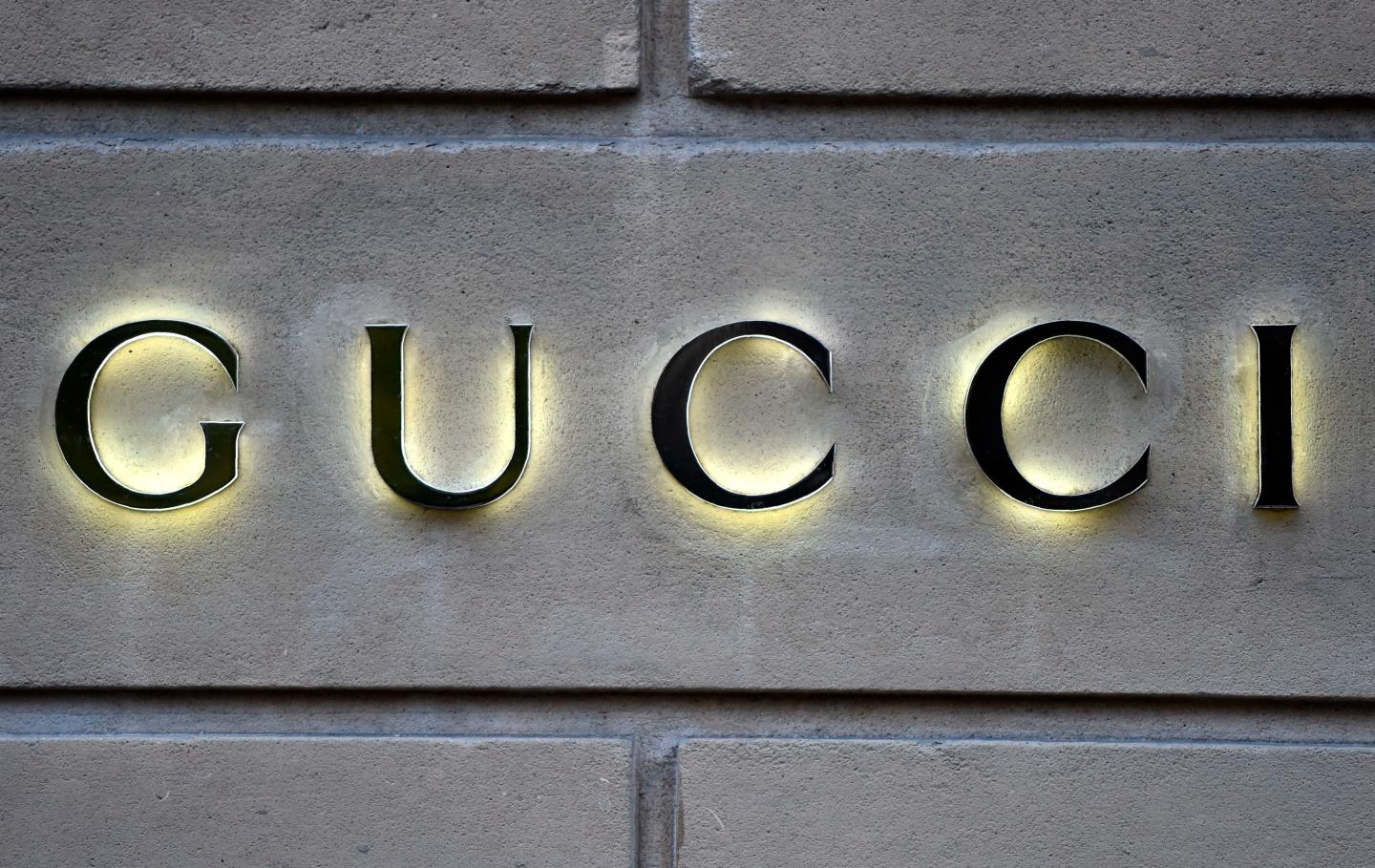 FRANCE-FASHION-LUXURY-SHOPPING