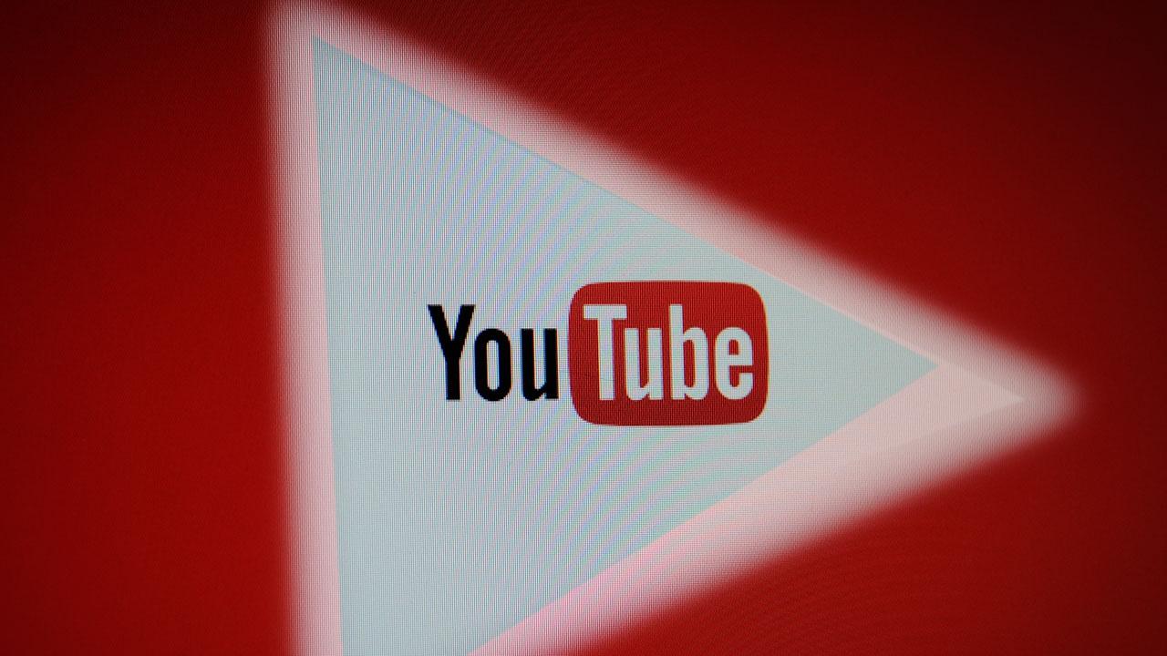 20 Advocacy Groups Say YouTube Illegally Collects Data on Kids