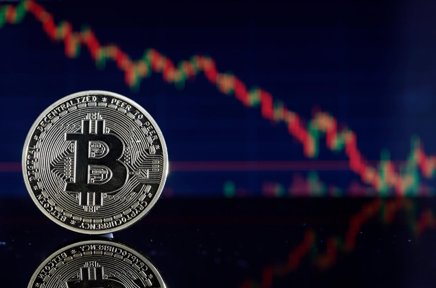 Bitcoin Cryptocurrency Value Goes Down : Illustration