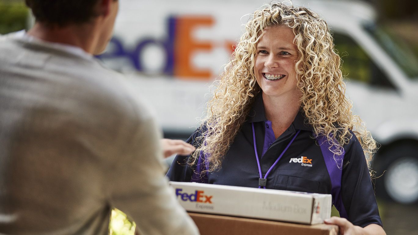Fedex-100-best-companies-2018-web