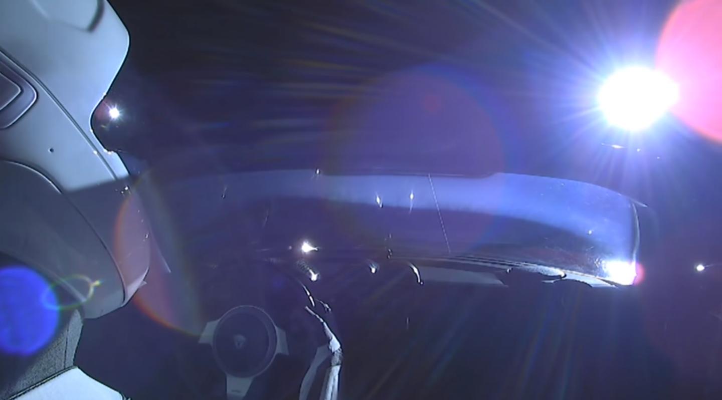 How To Track Elon Musk’s Roadster On Its Journey Towards Mars