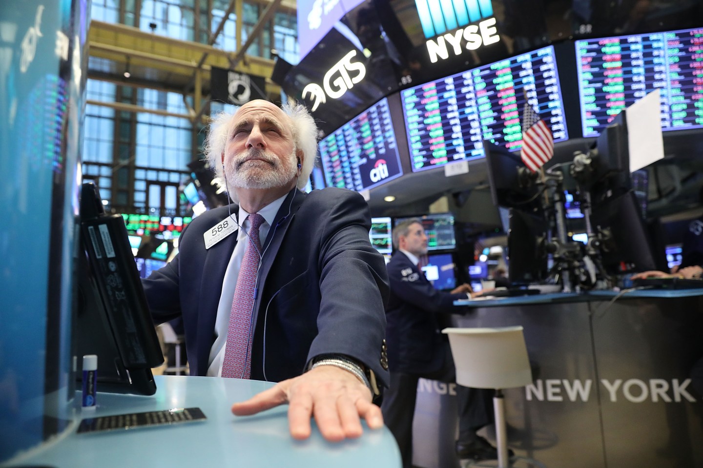 Dow Jones Industrials' Massive One Day Drop Of 4.6 Percent Rattles Markets Overseas