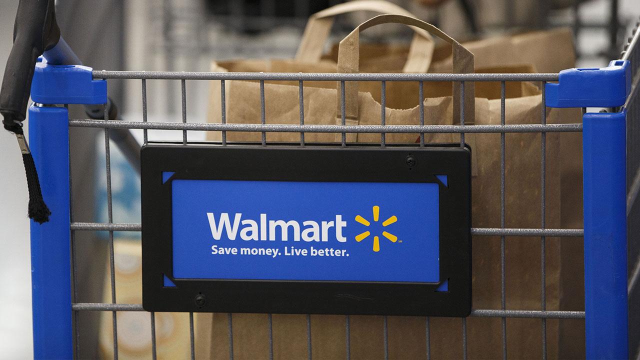 Walmart Said to Be in Talks With Humana to Provide Health Care