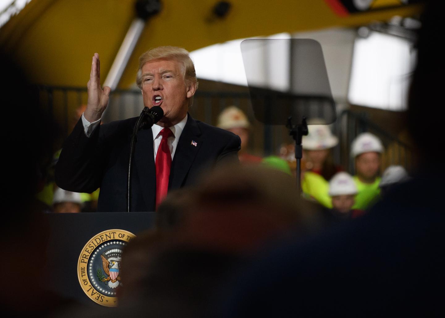 Donald Trump Amazon Tax fact check tweet
