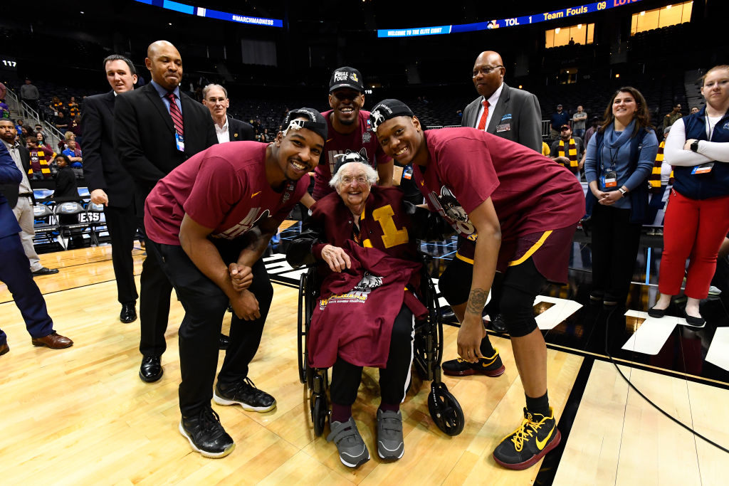 Loyola Chicago v Kansas State during March Madness