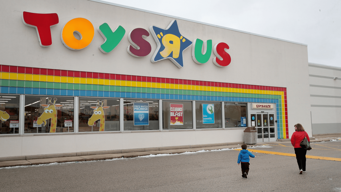 toys-r-us-closing