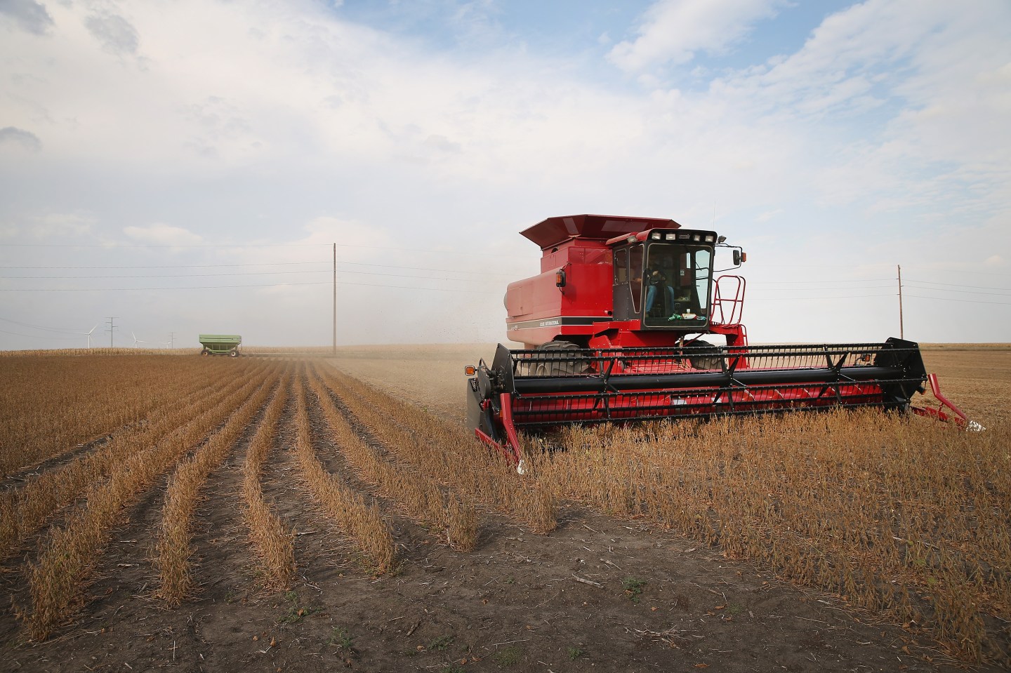 U.S. Farm Earnings Drop 14.6 Percent In Third Quarter AFter A Decline In Output