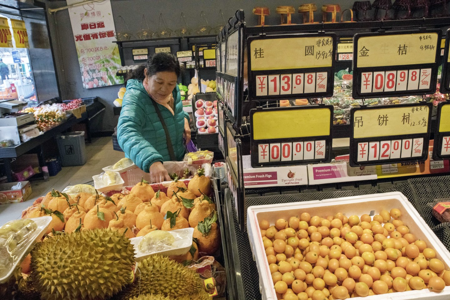 Retail Economy as China Hits Back at Trump Tariffs