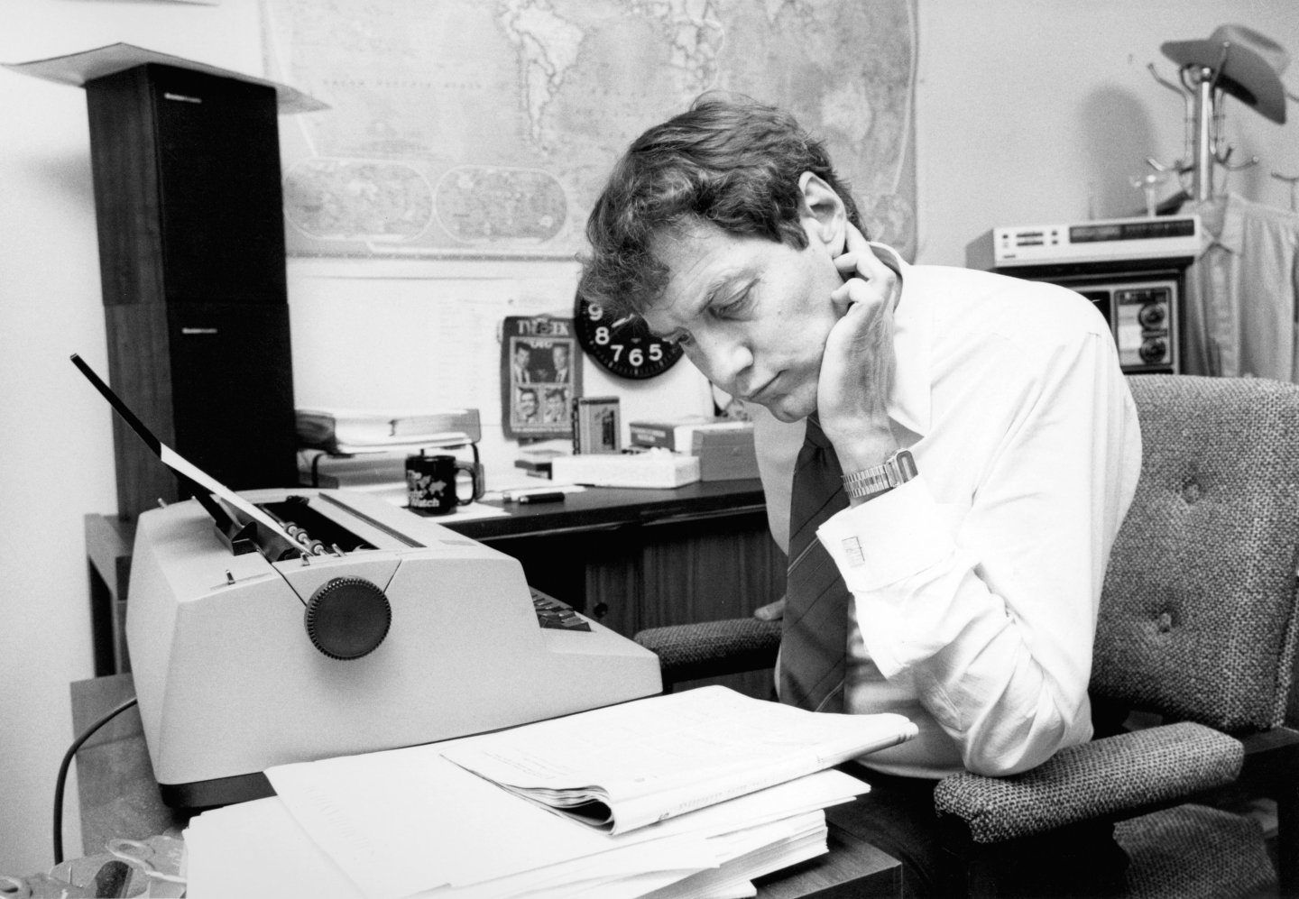 Television Reporter Charlie Rose At Work At CBS News In Washington DC