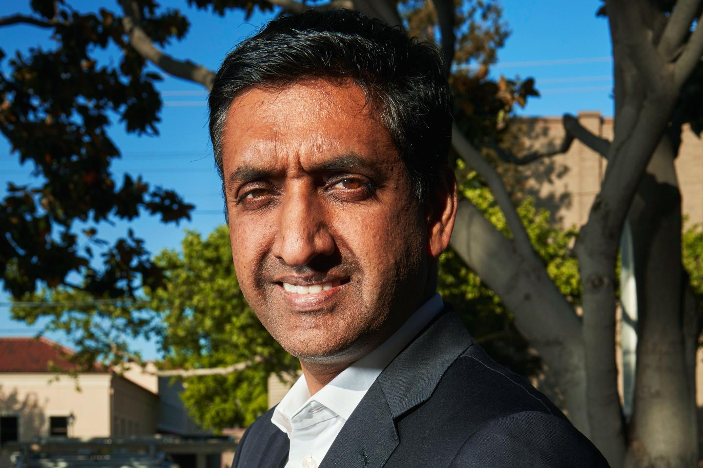 Meet Ro Khanna, Silicon Valley’s Man in the Middle