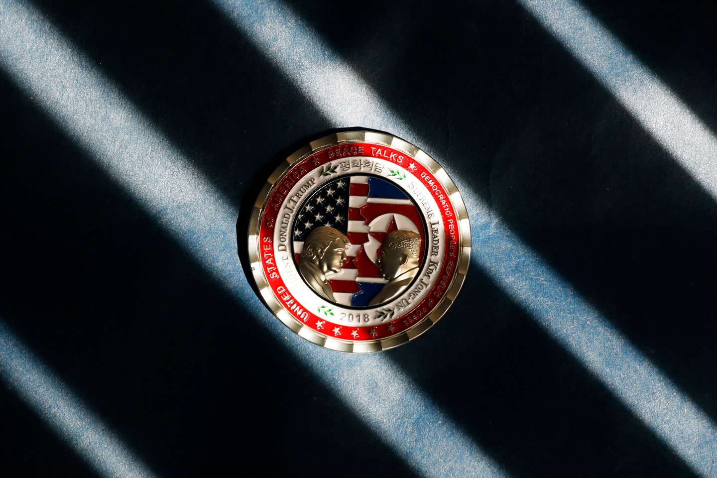 trump-kim-jong-un-summit-coins