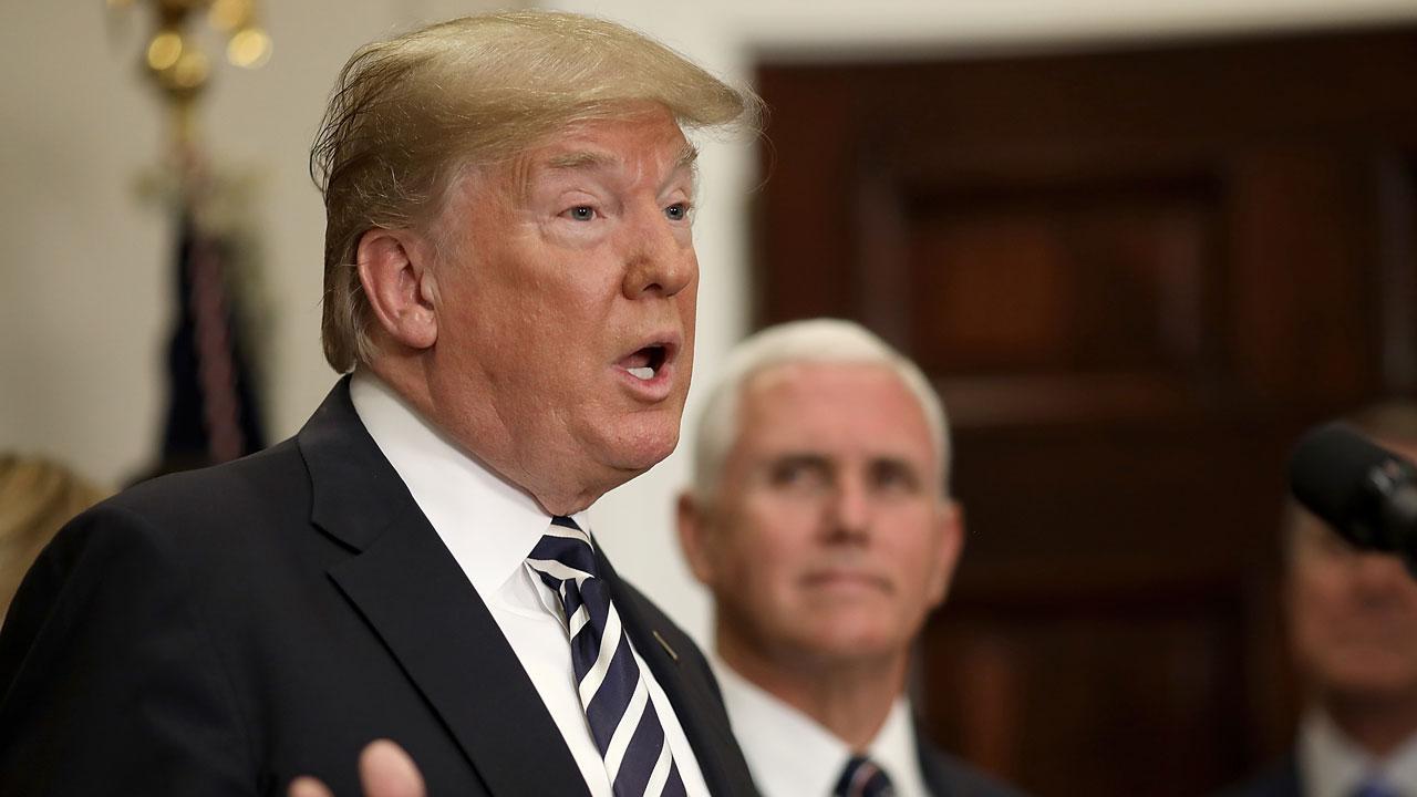Trump Said to Want to Ban Mercedes-Benz and Other German Luxury Cars