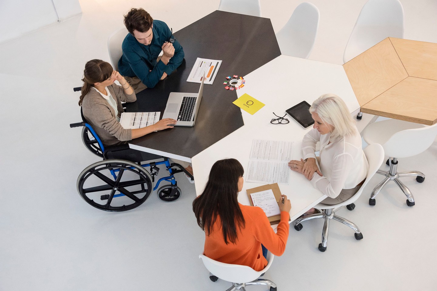 americans-disability-benefits-decrease