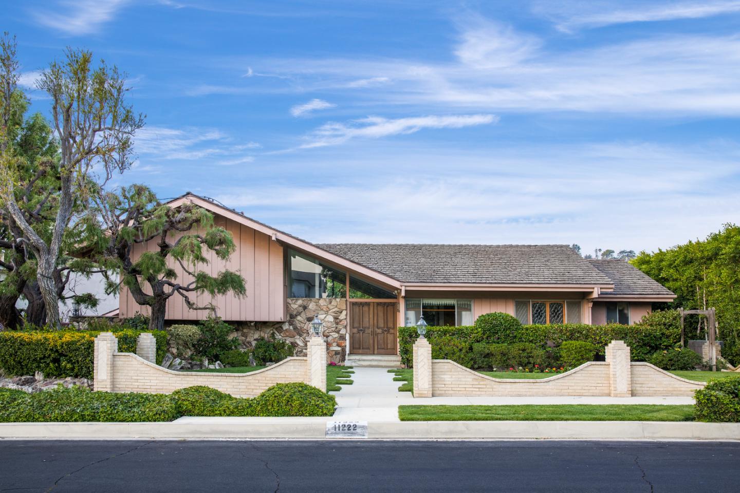 ‘The Brady Bunch’ House Is for Sale