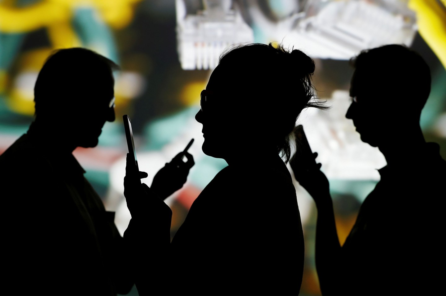 5g-mobile-phone-users