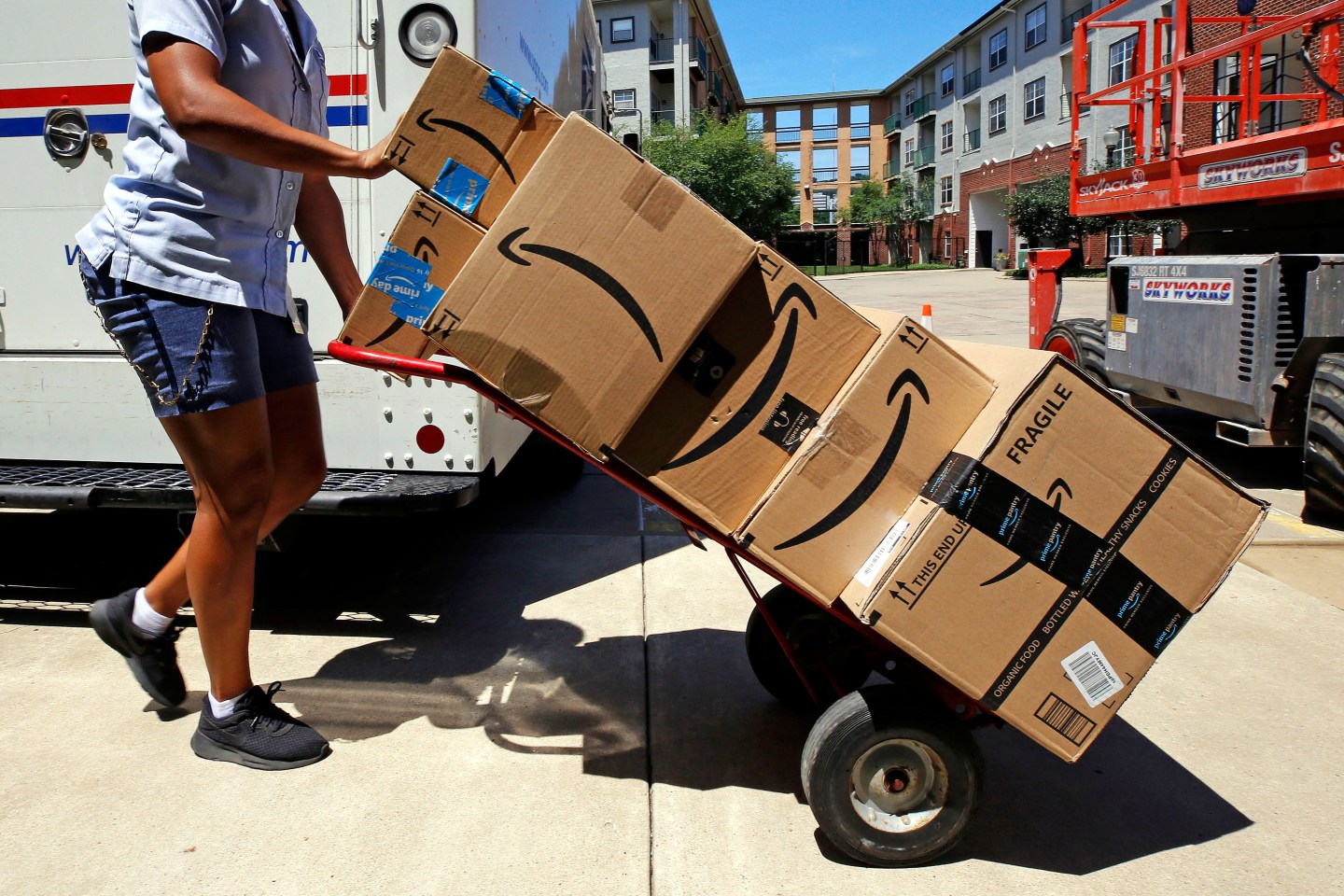 amazon-prime-delivery